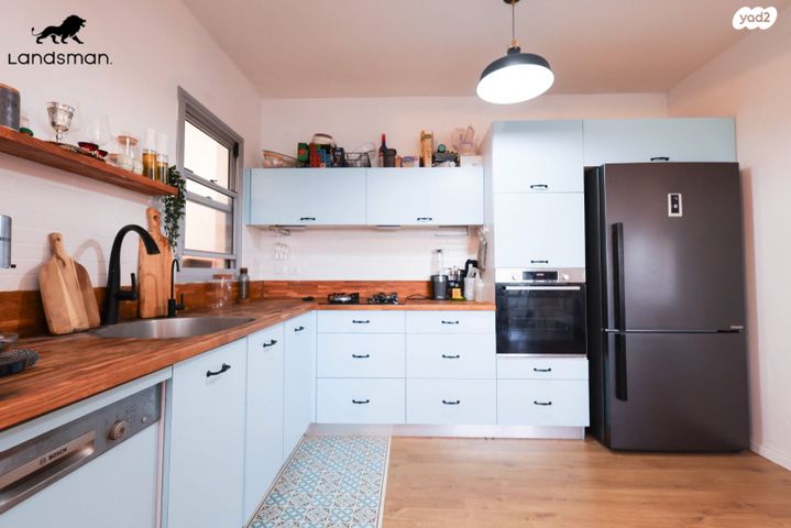 דירה, אלונים 22, קרית השרון, נתניה