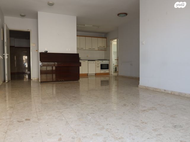 דירה, משה קול, בית הכרם, רמת בית הכרם, ירושלים