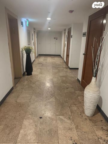 דירה, דרך בן גוריון 99, דרום מערב ותיק, בת ים