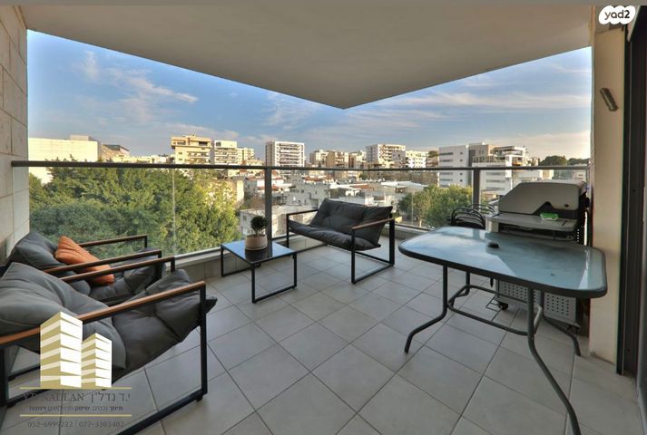 דירה, מרכז העיר, קרית אתא