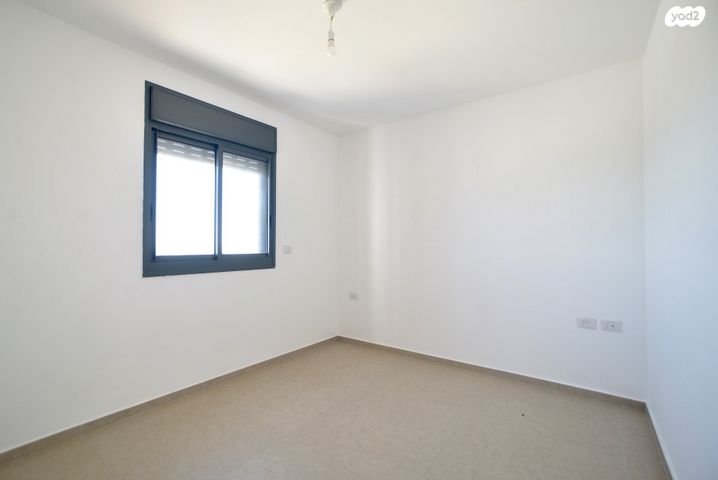 דירה, דולפין 2, גלי כרמל, טירת כרמל