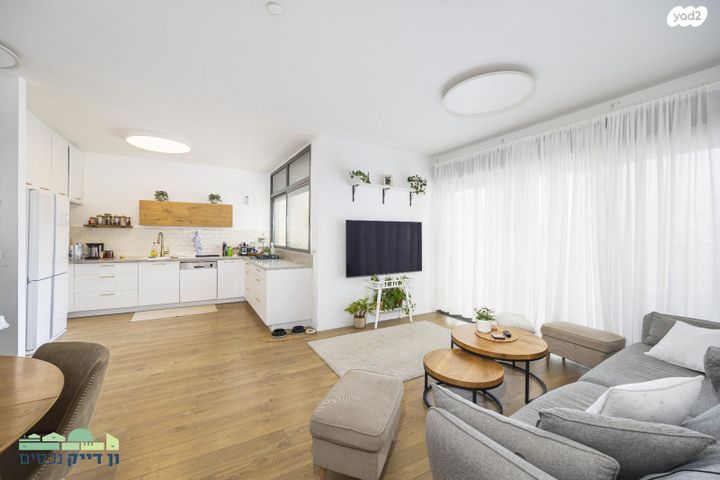 דירה, עמנואל זיסמן, חומת שמואל, הר חומה, ירושלים