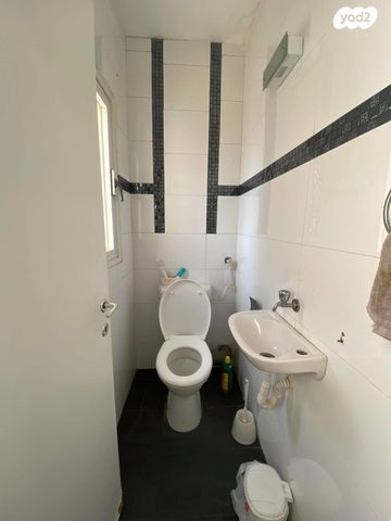 דירה, משה שרת 40, שכונה י"א, באר שבע