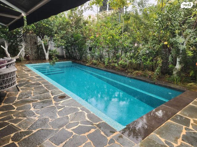 בית פרטי/ קוטג', גולן, רמת השרון