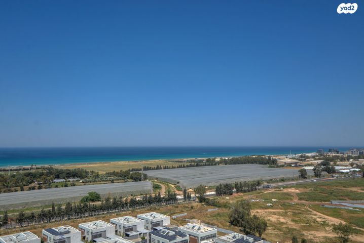 דירה, דולפין 2, גלי כרמל, טירת כרמל