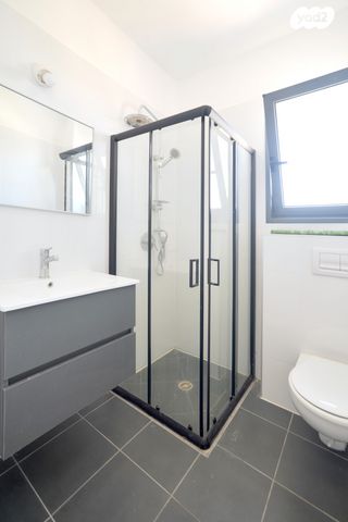 דירה, דולפין 2, גלי כרמל, טירת כרמל