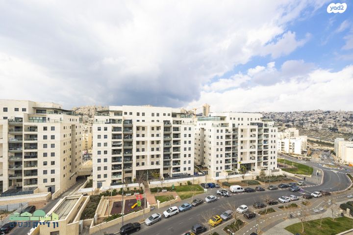 דירה, עמנואל זיסמן, חומת שמואל, הר חומה, ירושלים