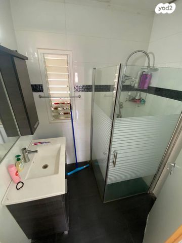 דירה, משה שרת 40, שכונה י"א, באר שבע