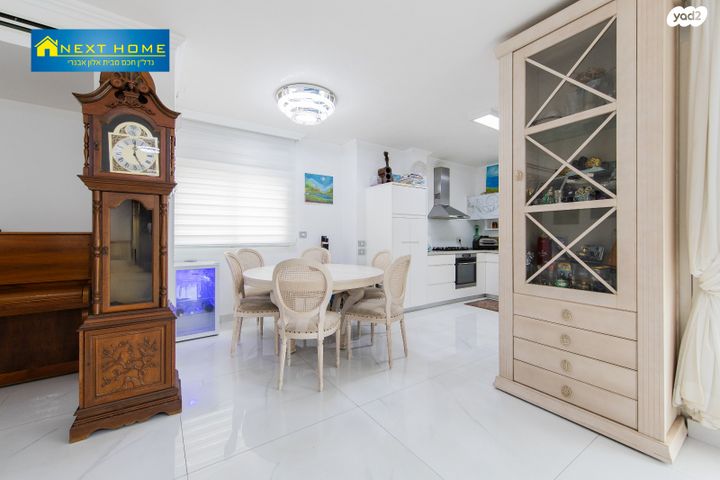 גג/ פנטהאוז, מרדכי גור 11, רמת פולג, נתניה