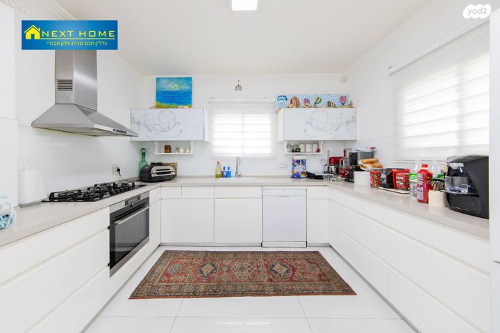 גג/ פנטהאוז, מרדכי גור 11, רמת פולג, נתניה