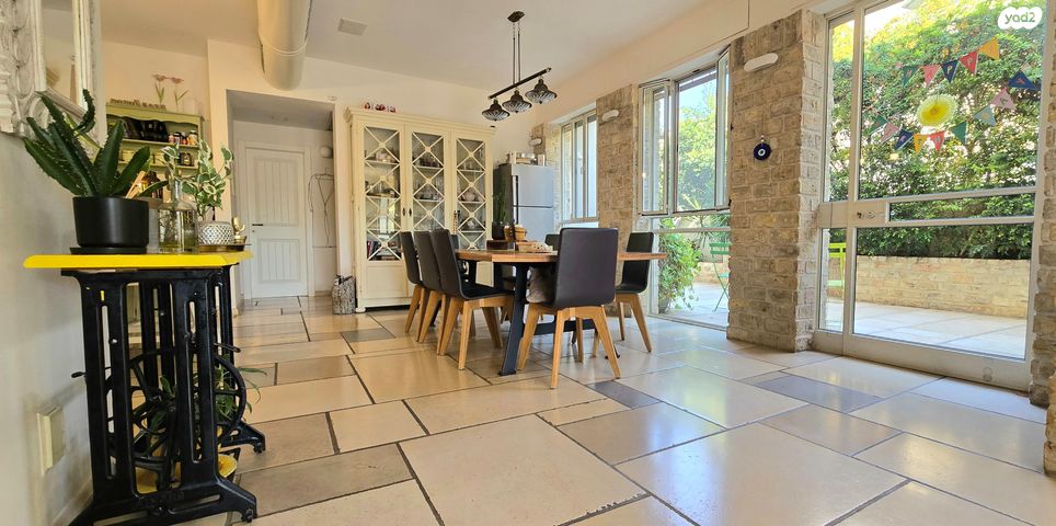 בית פרטי/ קוטג', אורנית