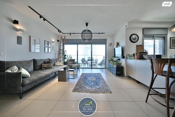 דירה, דרך הבשמים, סביוני גני תקווה, גני תקווה