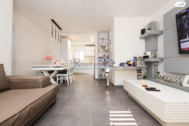 דופלקס, הזמיר 19, קרית רבין, נתניה