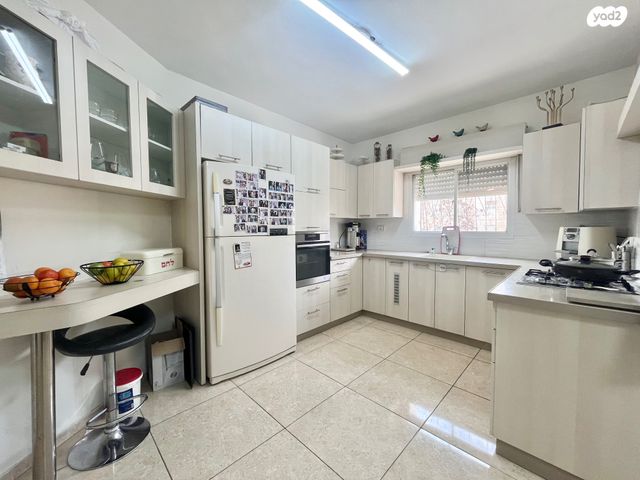 גג/ פנטהאוז, מזל טלה, פסגת זאב, ירושלים