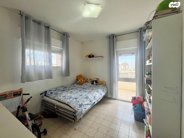 גג/ פנטהאוז, מזל טלה, פסגת זאב, ירושלים