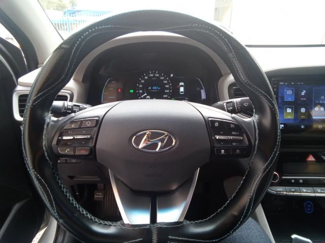 יונדאי איוניק