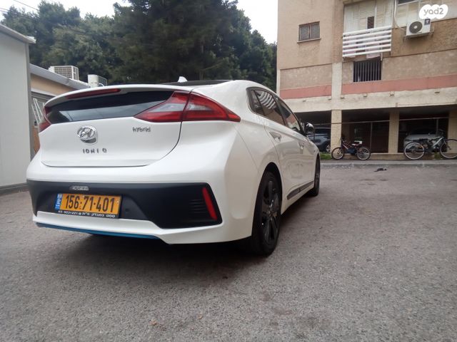 יונדאי איוניק