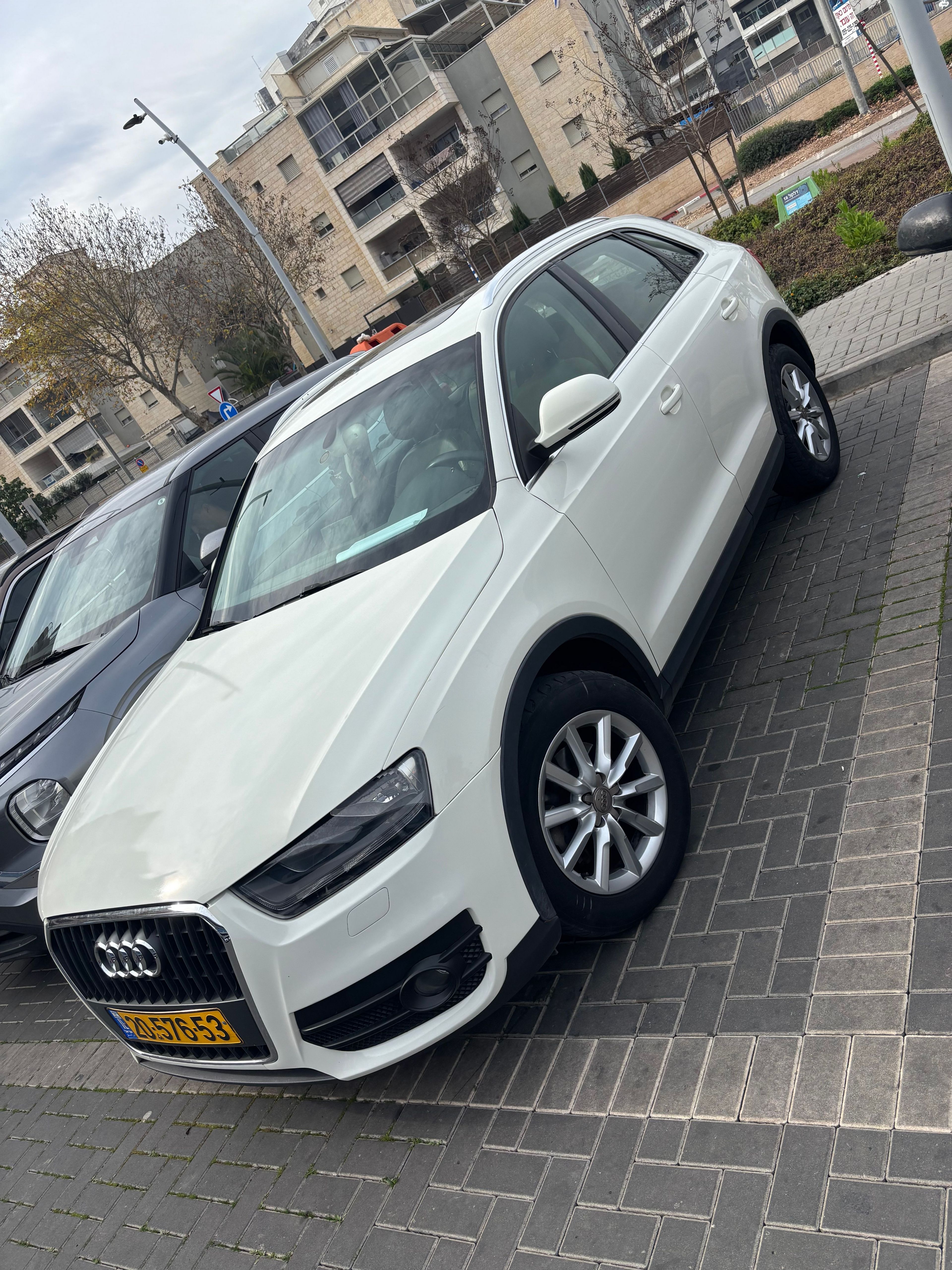 מודעת רכב אאודי Q3