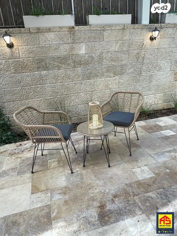 דירת גן, רחל אמנו, המושבה היוונית, ירושלים