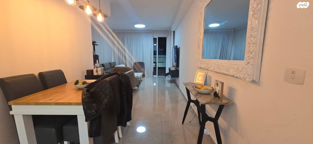 גג/ פנטהאוז, זלמן ארן, רובע ד', אשדוד