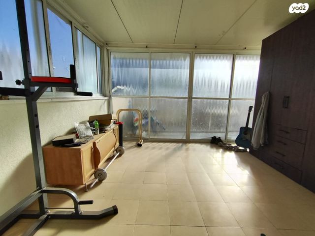 דופלקס, גיבורי ישראל, בני עי"ש