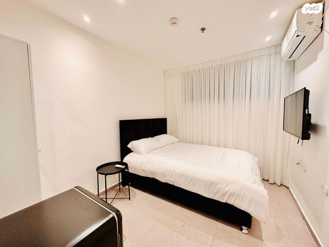 מחסן, בן יהודה, הצפון הישן - דרום, תל אביב יפו