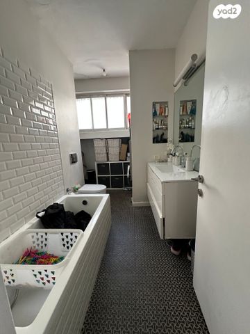 דירה, שדרות הציונות, תל אביב יפו