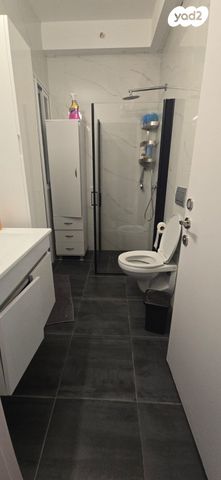 גג/ פנטהאוז, זלמן ארן, רובע ד', אשדוד