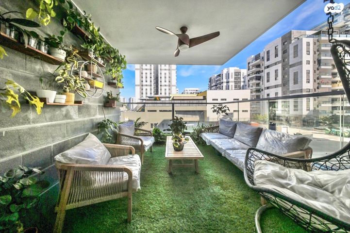 דירה, שלמה לוי, נרקיסים, ראשון לציון