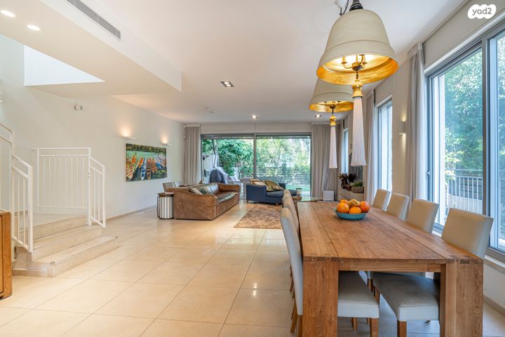 בית פרטי/ קוטג', לוטם, מתחם 19 - 20 (מתחם הפרחים), הוד השרון