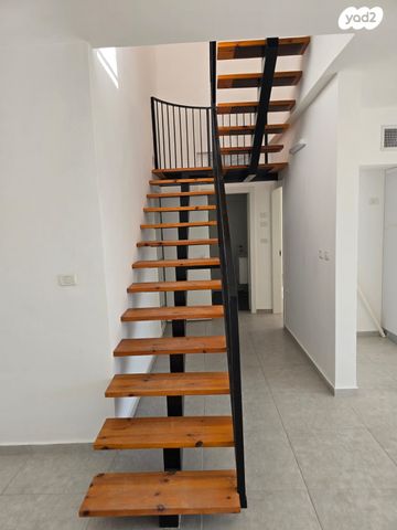 גג/ פנטהאוז, אביב, ראש העין