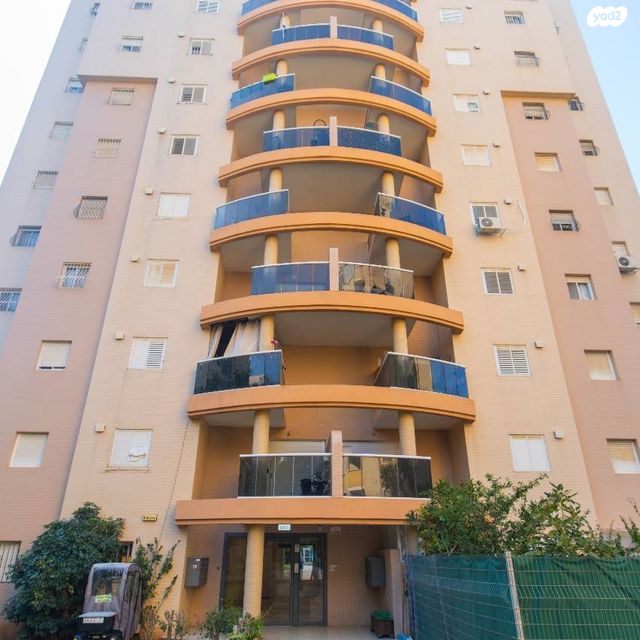 דירה, נחל פרת, אחוזת דניה, חדרה