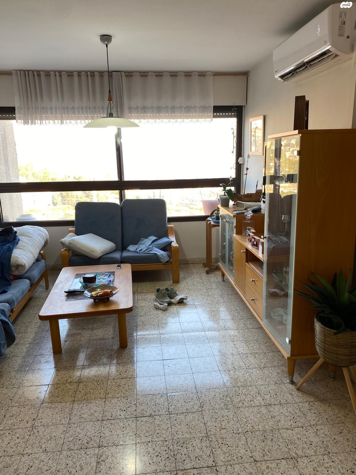 יסמין 
