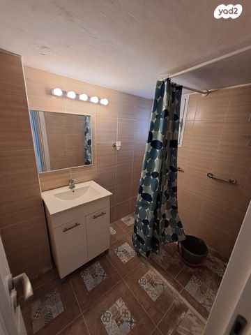 דירה, החלוץ, חיפה