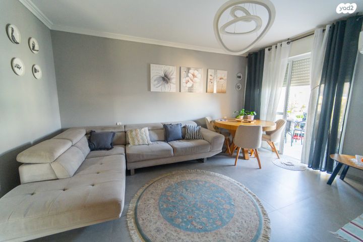 דירה, נחל פרת, אחוזת דניה, חדרה