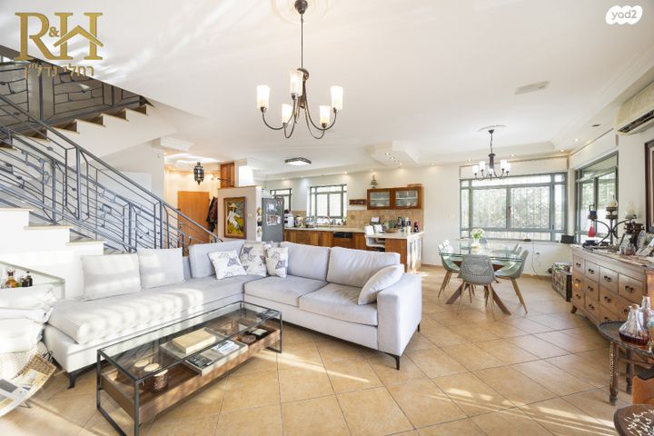 בית פרטי/ קוטג', גבעון החדשה, גבעון החדשה