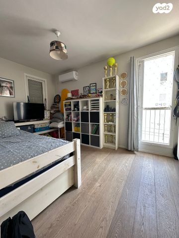 דירה, שדרות הציונות, תל אביב יפו