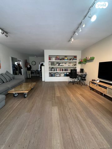 דירה, שדרות הציונות, תל אביב יפו