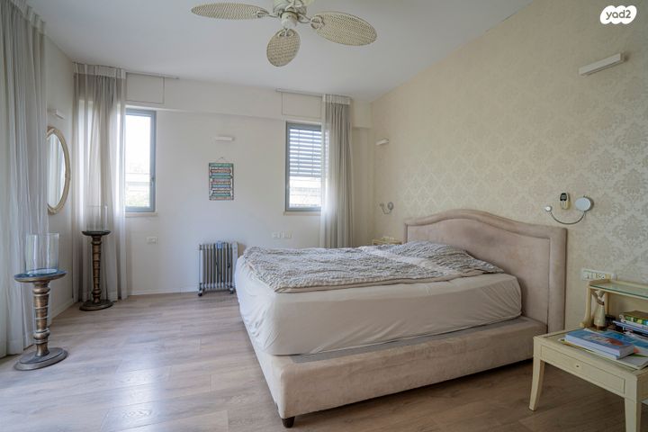 בית פרטי/ קוטג', לוטם, מתחם 19 - 20 (מתחם הפרחים), הוד השרון