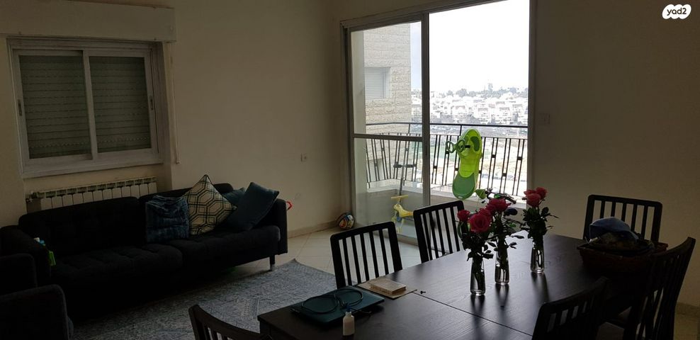 דירה, הרב עוזיאל 99, בית וגן, ירושלים