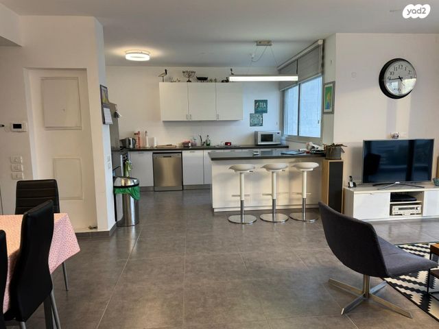 דירה, חנה רובינא, מרכז, הרצליה