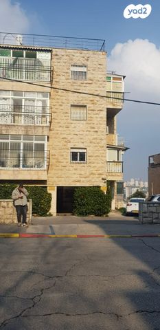 הרב עוזיאל 99