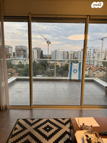 דירה, חנה רובינא, מרכז, הרצליה