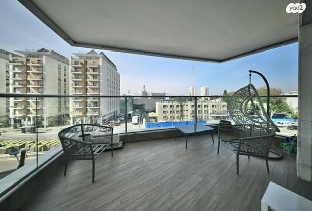 דירה, יעקב פיכמן, ח-501, חולון