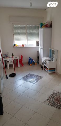 דירה, הרב עוזיאל 99, בית וגן, ירושלים