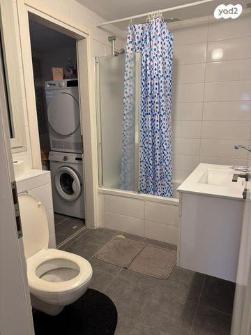 דירה, חנה רובינא, מרכז, הרצליה