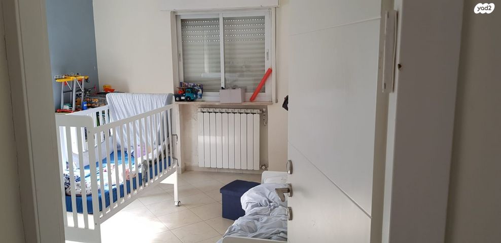 דירה, הרב עוזיאל 99, בית וגן, ירושלים