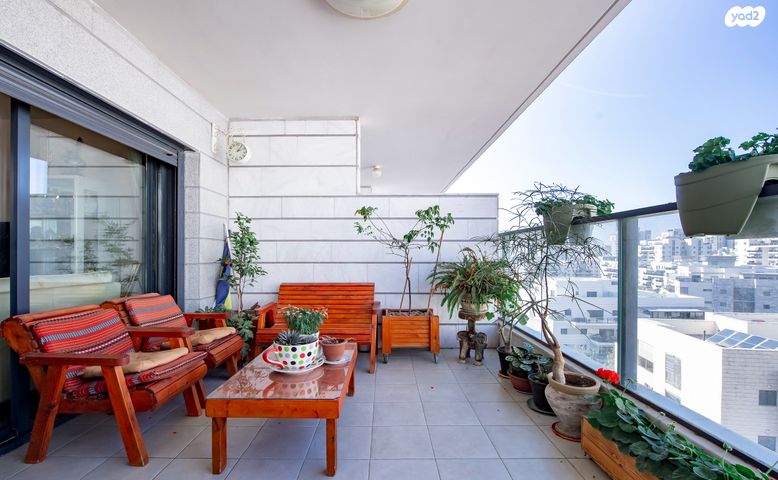 דירה, שמורת נחל בשור, אגמים, נתניה