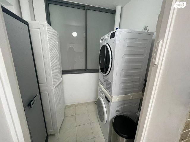 דירה, הר מירון, הרצליה