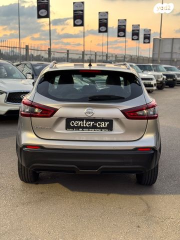 ניסאן קשקאי